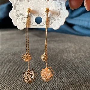 New pair of camellia gold crystal earrings